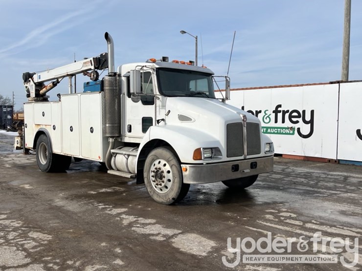 2007-kenworth-t300-image-8