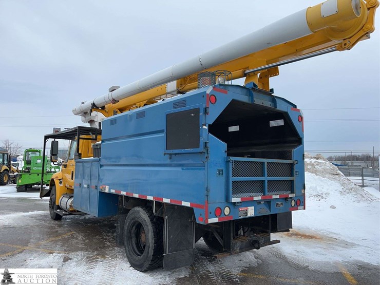 2010-international-durastar-4400-image-2