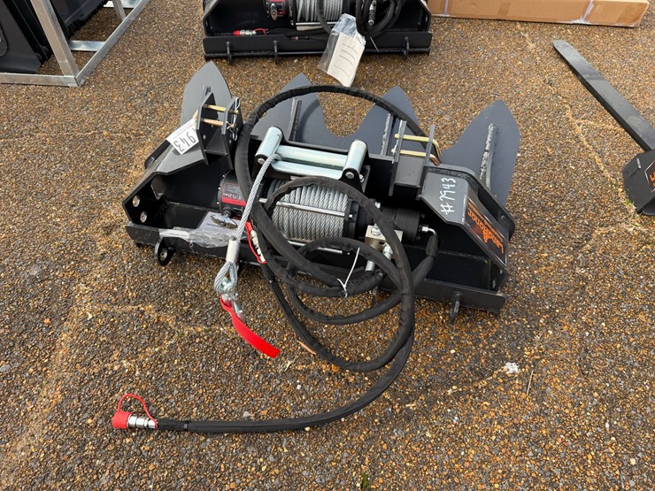 #7943-•-skid-steer-hyd-winch-image-4