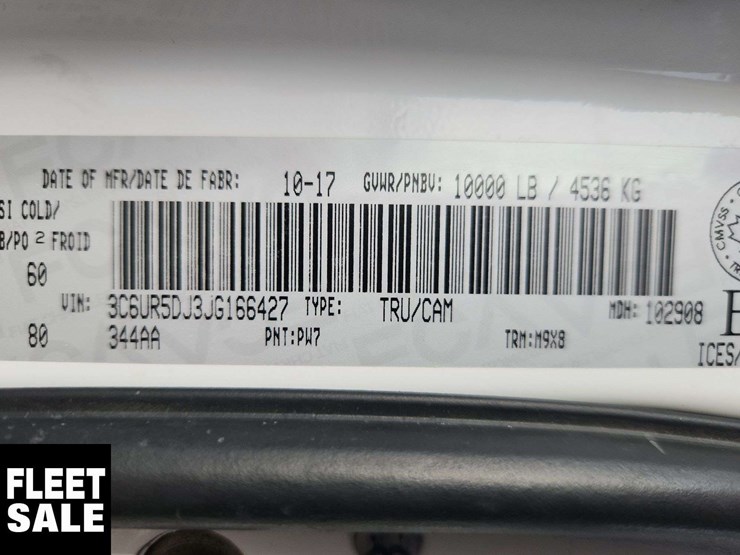 2018-dodge-2500-image-37