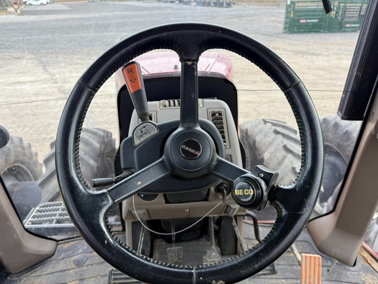 2015-case-ih-340-image-57