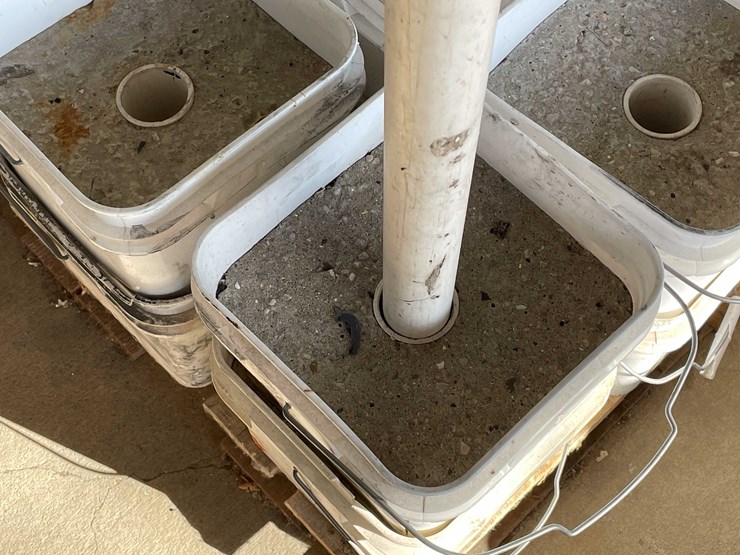 #2786-•-portable-safety-barrier-image-7