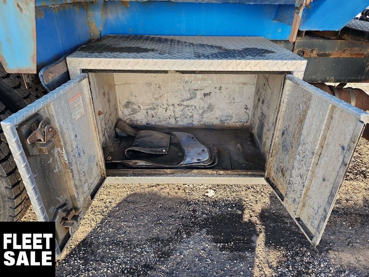 2009-international-durastar-4400-image-29