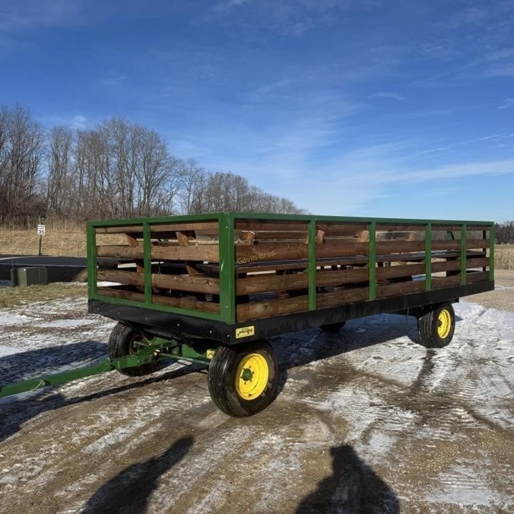 Stoltzfus 18' People Moving Wagon