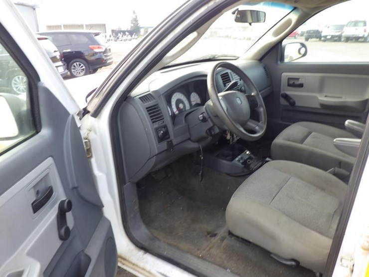 2007-dodge-dakota-image-5