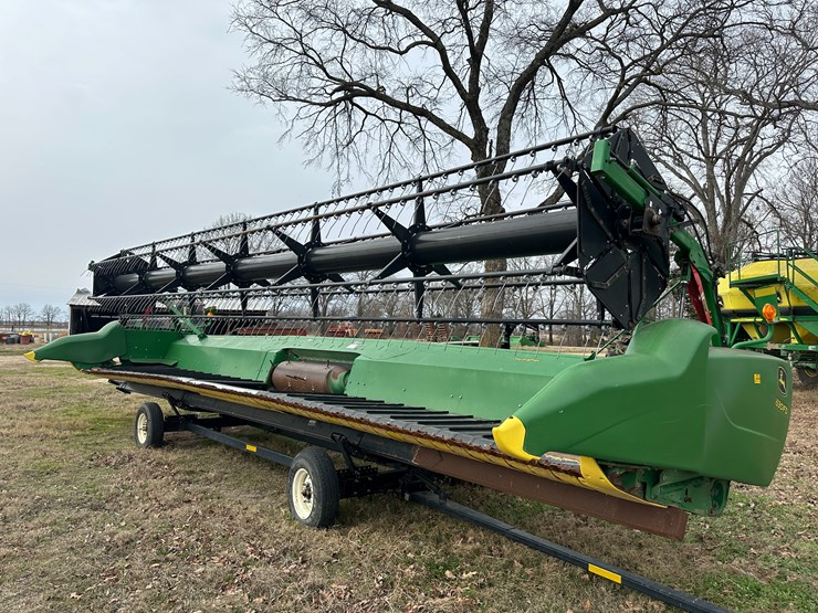 2017-john-deere-630fd-image-2