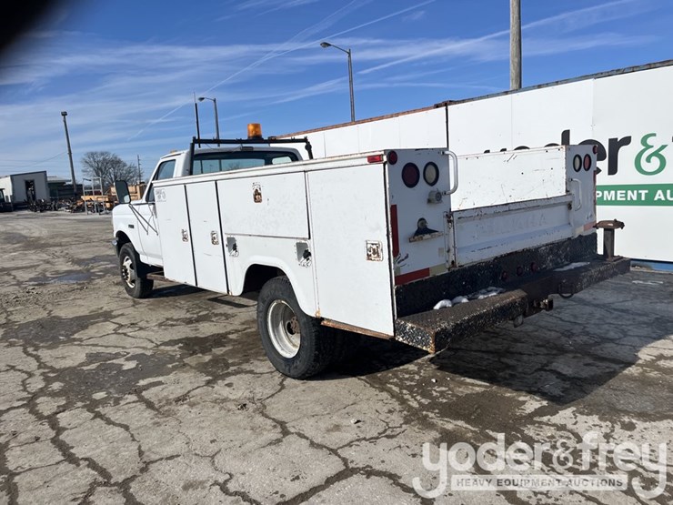 1993-ford-f-super-duty-image-4