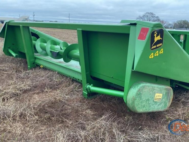 john-deere-444-image-6