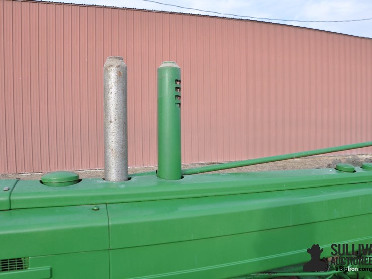 john-deere-b-image-11