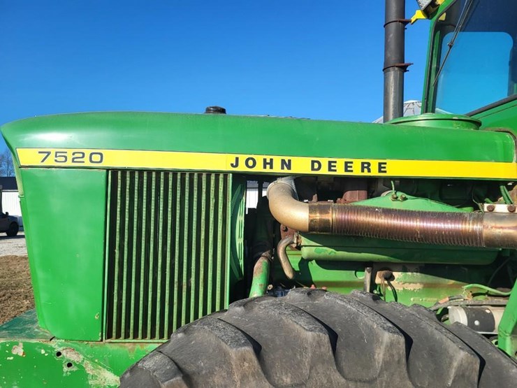 john-deere-7520-image-15