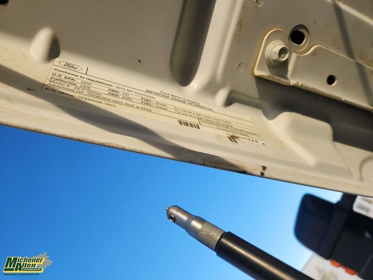 2012-ford-f550-image-44