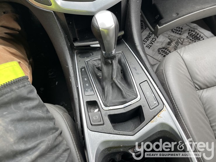 cadillac-srx-image-19