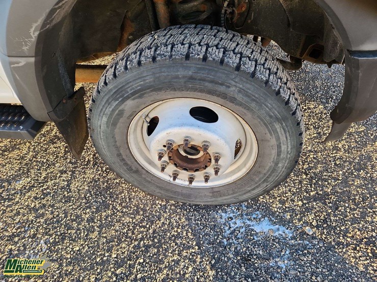 2018-ford-f550-image-12