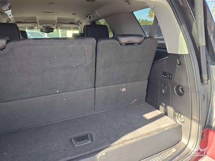 2015-gmc-yukon-denali-image-28