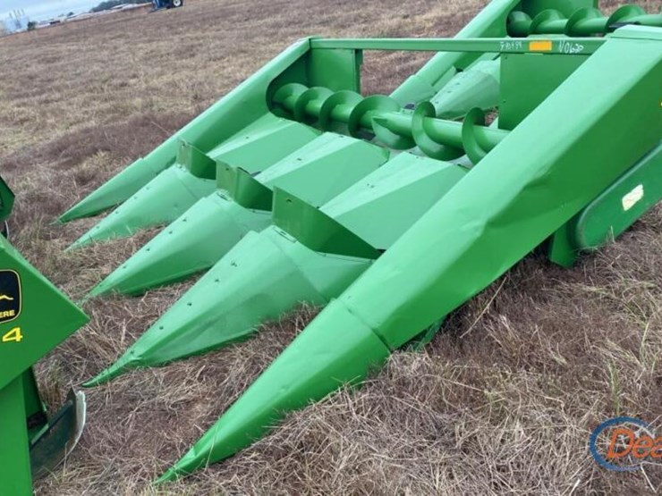 john-deere-444-image-1