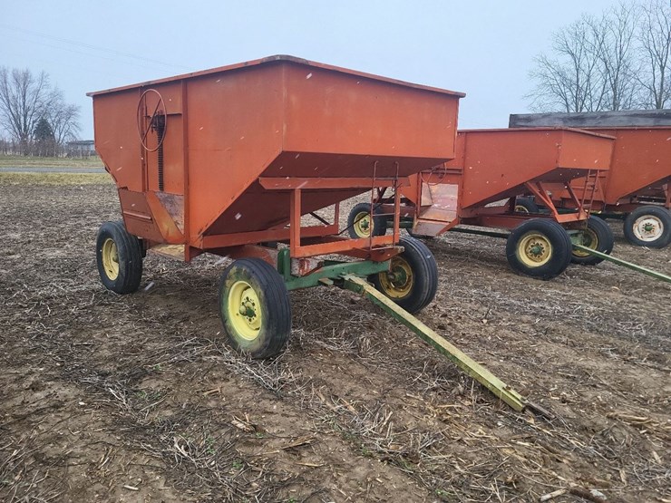 hopper-wagon-w/running-gear-image-1