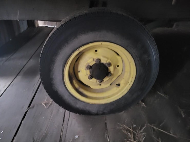 john-deere-18-image-10