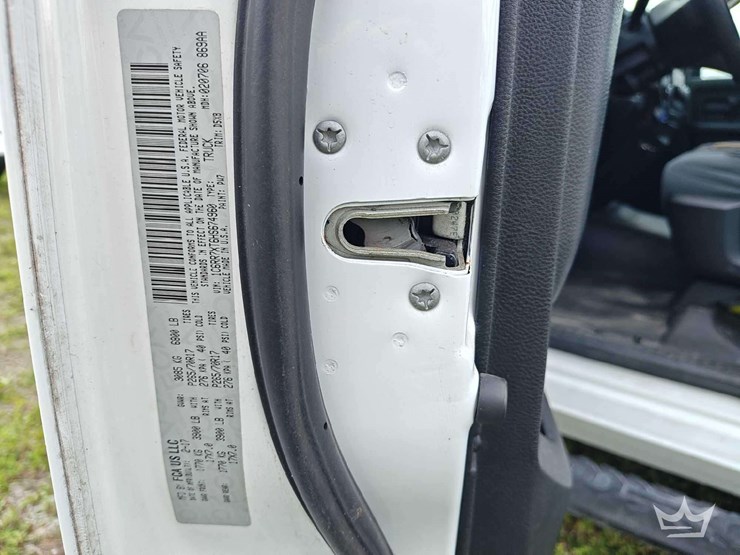 2017-dodge-1500-image-5