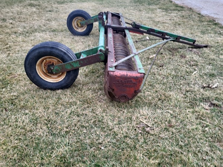 brillion-cultipacker-w/transport-wheels-image-6