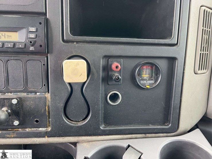 2012-international-4000-image-22