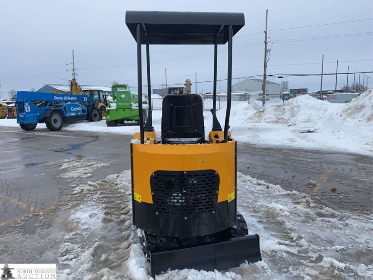 2025-unused-captok-ck15-mini-excavator-image-5