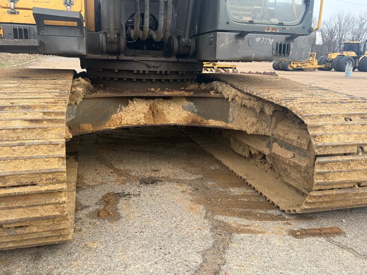 volvo-ec330-image-21