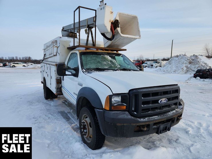 2006-ford-f550-image-2