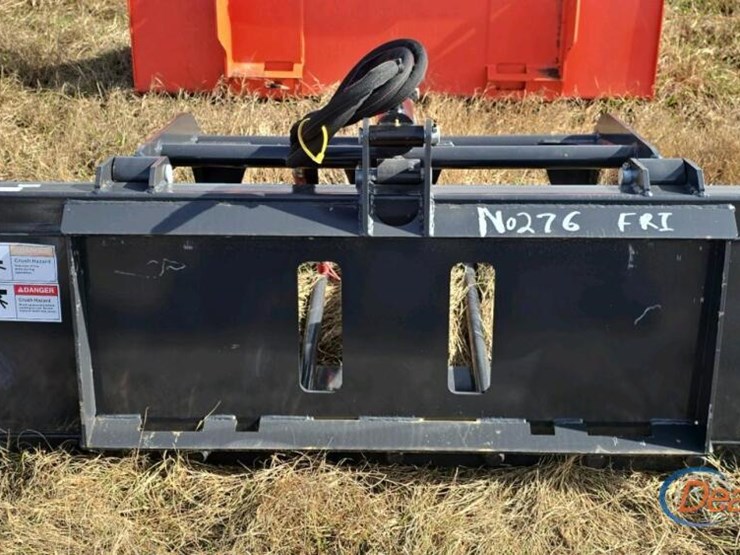 hay-grapple-for-tractor-or-skid-steer-image-2