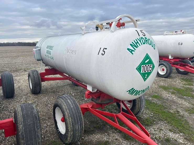 1000-gal.-nh3-tank-on-gear-#15-image-1