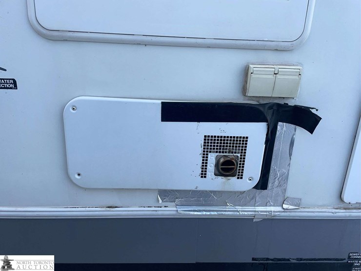 2005-dutchmen-four-winds-image-10