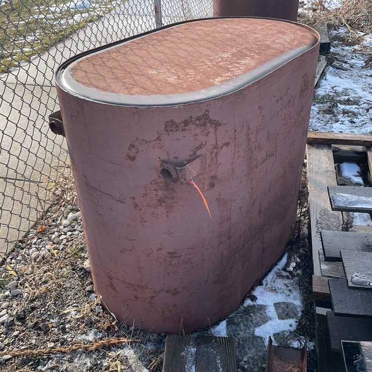 #2265 • Steel Tank