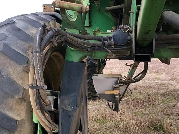 john-deere-4720-image-13