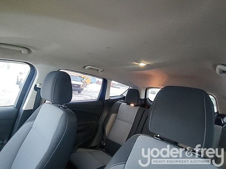 2017-ford-escape-image-21