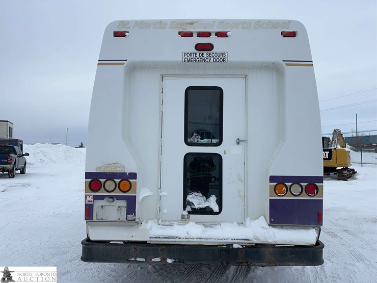 2009-ford-e-series-s/a-24-passenger-bus-image-5