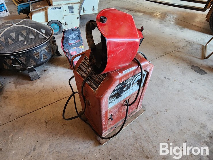 lincoln-electric-ac/dc-225/125-welder-image-3