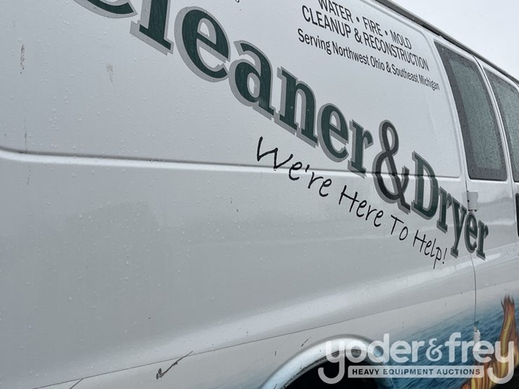 2009-chevrolet-express-3500-image-29