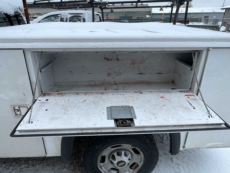 2017-chevrolet-2500-image-58