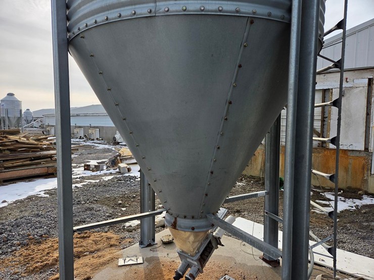 4-ton-hog-slat-feed-bin-#24-image-10