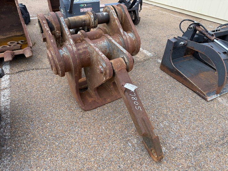 #7805-•-excavator-grapple-image-1