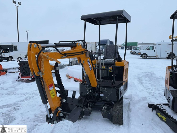2026-unused-captok-ck15-mini-excavator-image-1