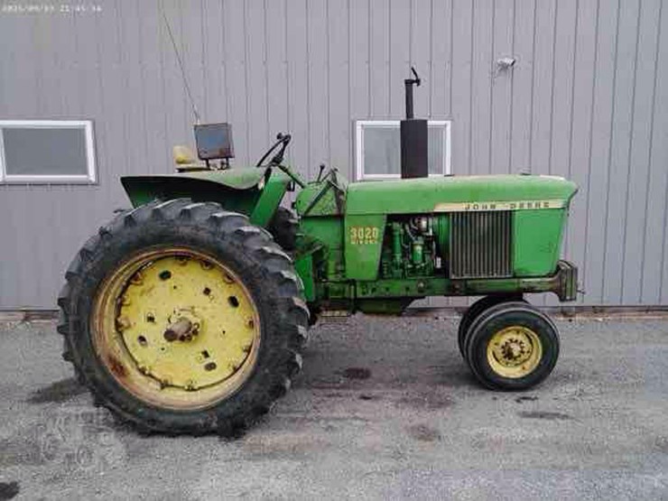 1970-john-deere-3020-image-1