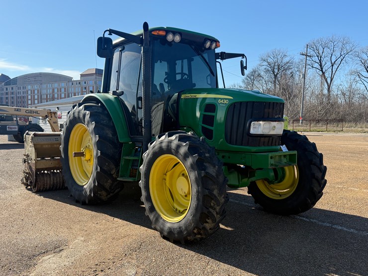 john-deere-6430-premium-image-1
