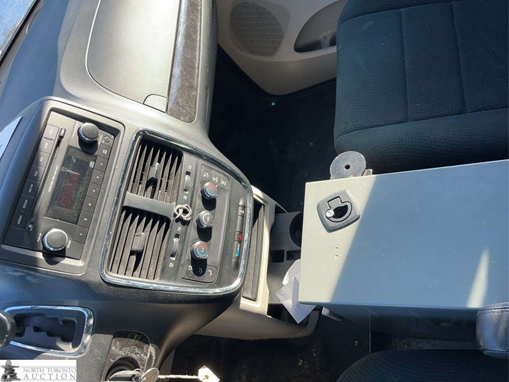 2012-ram-c/v-tradesman-image-17