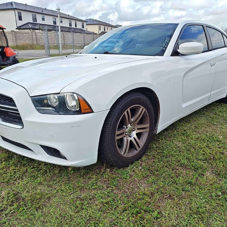 2013 Dodge Charger Sedan