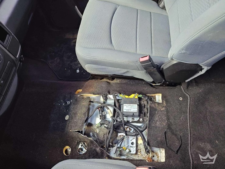 2013-dodge-ram-1500-image-28