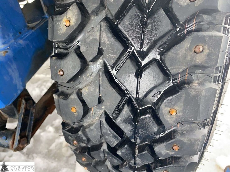 2010-zamboni-445-image-21