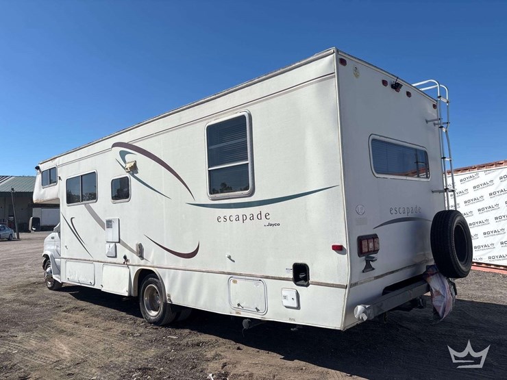 2004-ford-e450-image-5