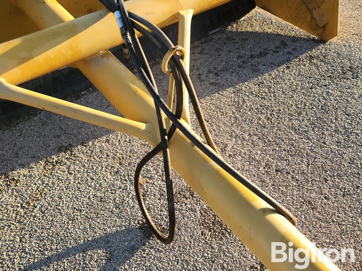 brown-9'-pull-type-scraper-image-10