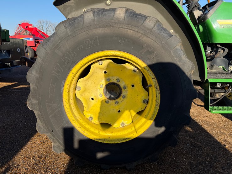 john-deere-5320-image-12