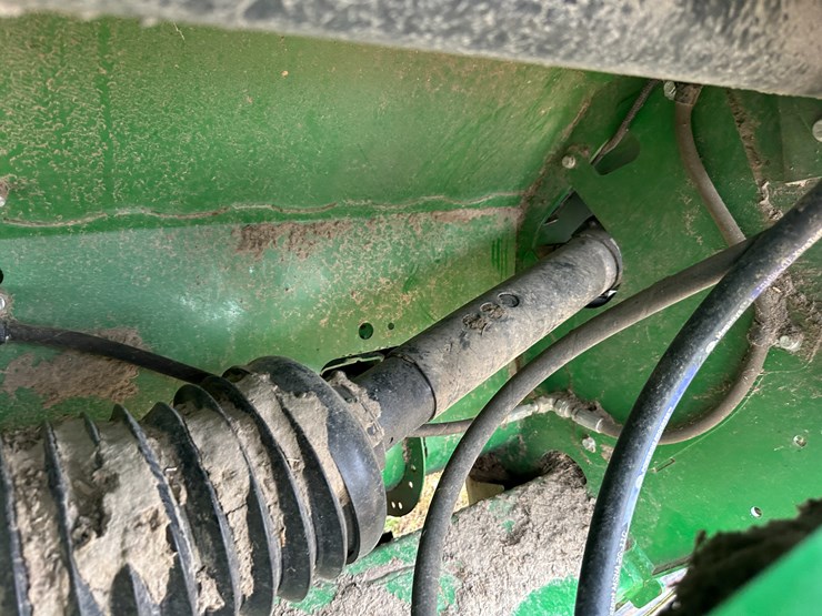 2017-john-deere-630fd-image-14